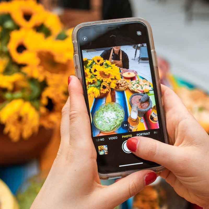 Ways to Use Social Media as a Tool for Positivity